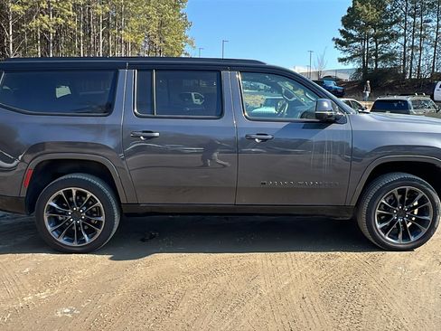 Used 2025 Jeep Grand Wagoneer L Series III w/ Rear Seat Video Group 1 image 7