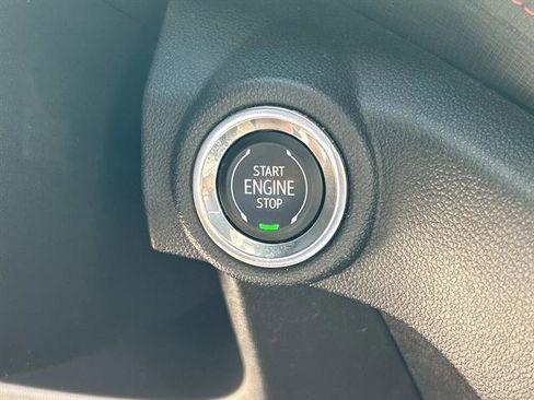 Used 2023 Chevrolet TrailBlazer RS w/ Convenience Package image 31