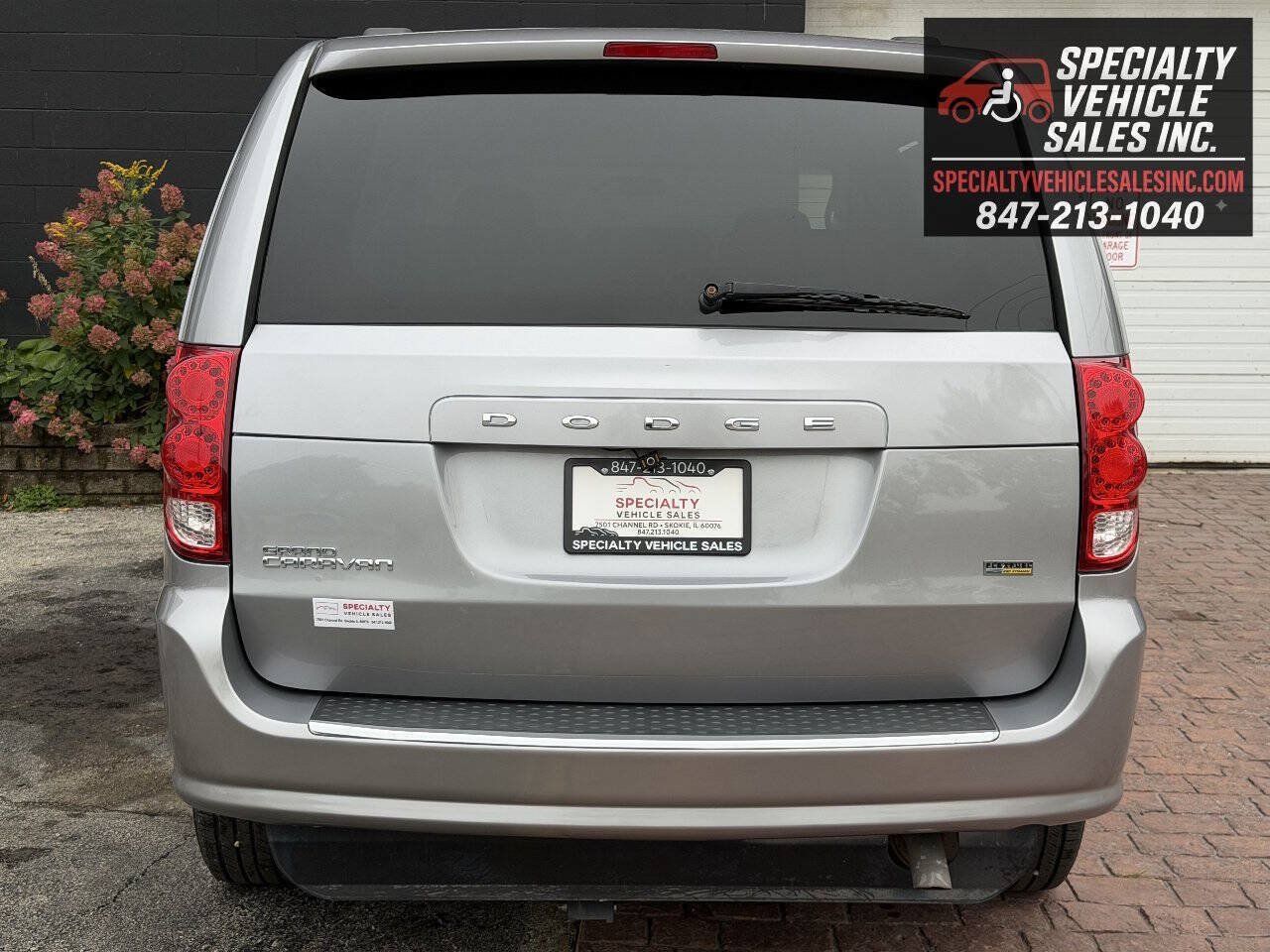 Used 2013 Dodge Grand Caravan SXT FWD image 10
