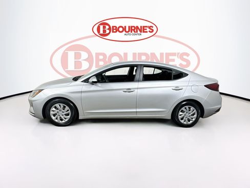 Used 2020 Hyundai Elantra SE w/ Cargo Package (C1) FWD image 5