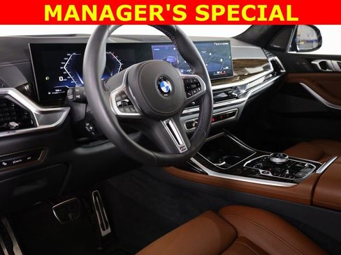 Used 2026 BMW X7 M60i AWD/4WD image 32