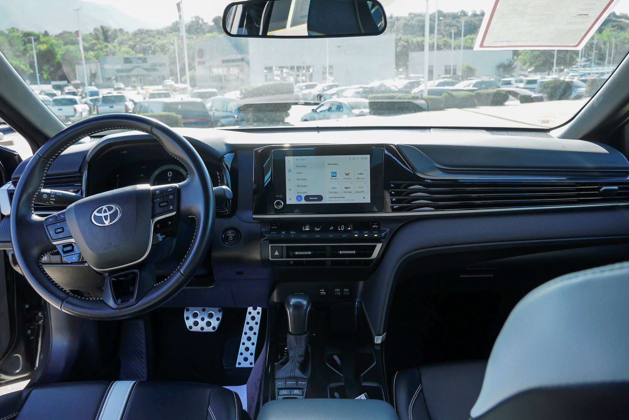 Certified 2025 Toyota Camry SE AWD/4WD image 30
