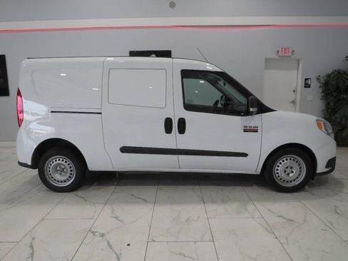 Used 2022 RAM ProMaster City Tradesman w/ Window Group 04 FWD image 2