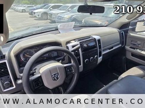Used 2012 RAM 1500 Classic SLT RWD image 30