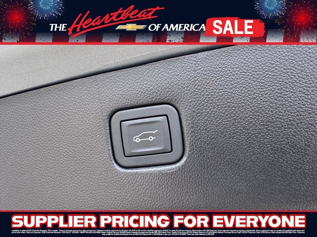New 2025 Chevrolet Blazer LT w/ Convenience Package FWD image 8