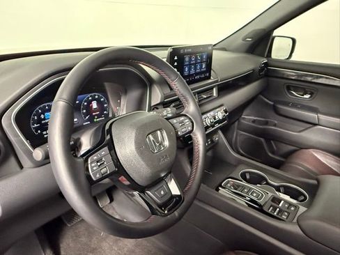 Used 2025 Honda Pilot Black Edition image 56