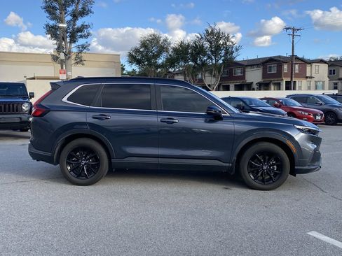 Used 2024 Honda CR-V Sport-L image 2