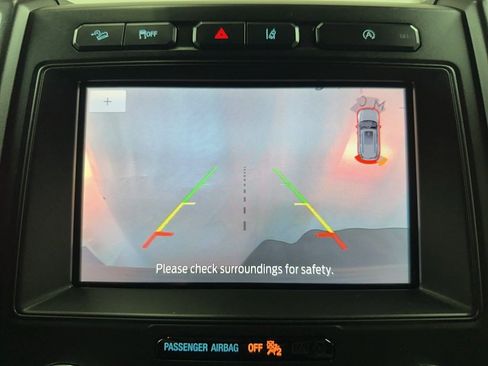 Used 2021 Ford Expedition Limited image 25