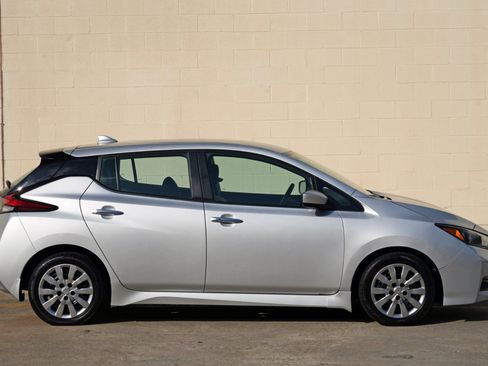 Used 2023 Nissan Leaf S FWD image 46