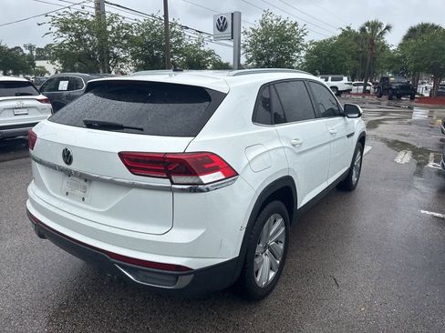 Used 2021 Volkswagen Atlas Cross Sport SE image 8