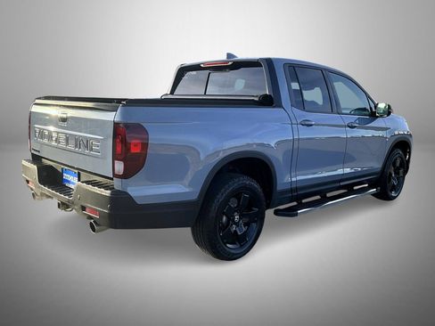 Used 2025 Honda Ridgeline Black Edition image 5