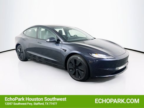 Used 2024 Tesla Model 3 Standard Range RWD image 1