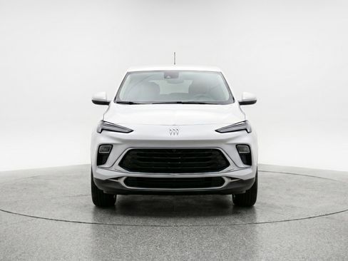 Used 2025 Buick Encore GX Preferred FWD image 2