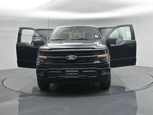 New 2026 Ford F150 XLT w/ Equipment Group 302A MID AWD/4WD image 32