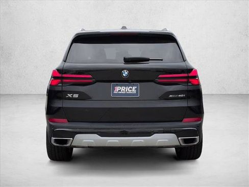 Used 2024 BMW X5 xDrive40i AWD/4WD image 7