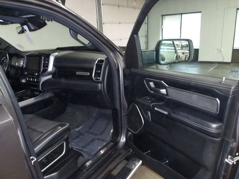 Used 2021 RAM 1500 Laramie w/ Sport Appearance Package AWD/4WD image 13