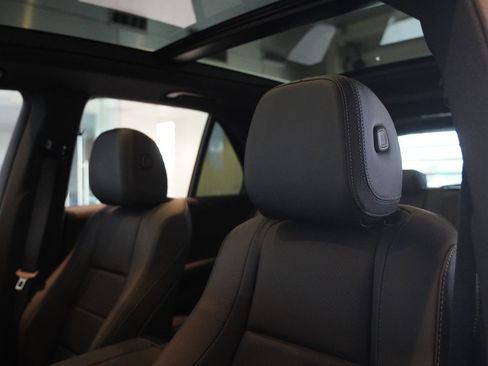 Used 2025 Mercedes-Benz GLE 450 GLE 450 image 12