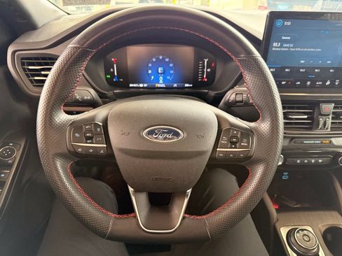 Used 2023 Ford Escape ST-Line w/ Tech Pack #1 FWD image 12