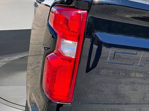 Used 2021 Chevrolet Silverado 1500 LT Trail Boss AWD/4WD image 26