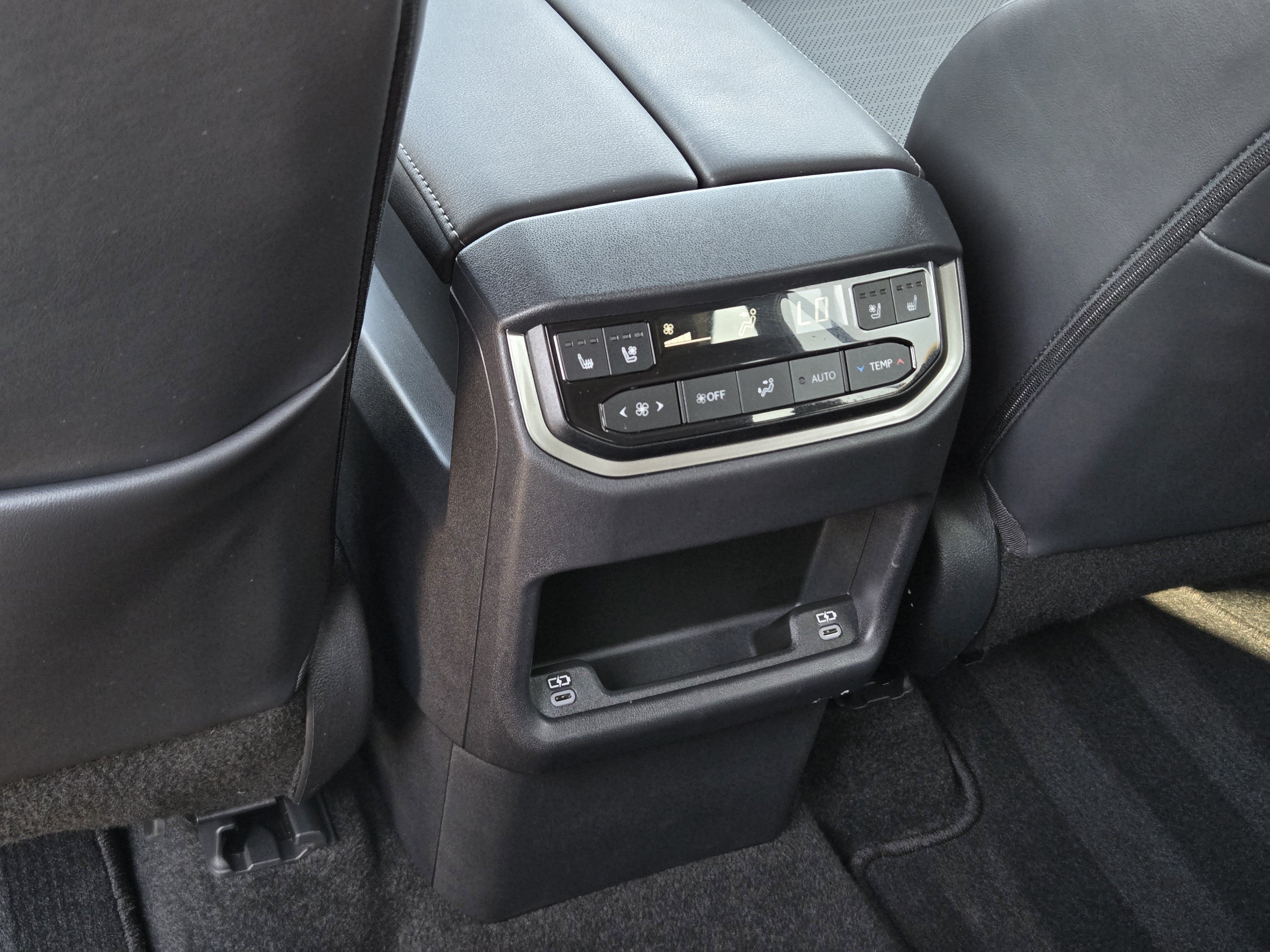 Certified 2026 Lexus TX 350 AWD w/ Technology Package image 37
