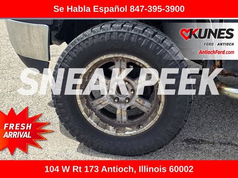 Used 2008 GMC Sierra 1500 SLE w/ Z71 Off-Road Package AWD/4WD image 14