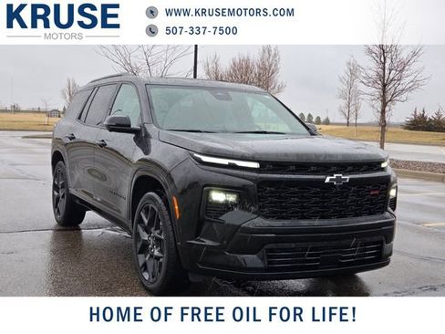 Used 2024 Chevrolet Traverse RS w/ LPO, Floor Liner Package image 1