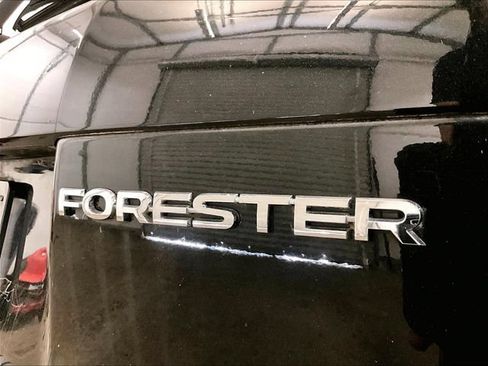 Used 2018 Subaru Forester 2.5i w/ Alloy Wheel Package AWD/4WD image 13