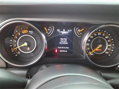 Used 2023 Jeep Wrangler Willys image 14