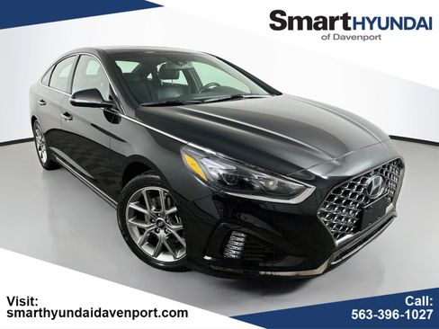 Used 2018 Hyundai Sonata Limited w/ Cargo Package FWD image 1