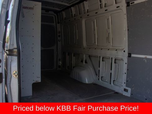 Used 2021 Mercedes-Benz Sprinter 2500 image 13