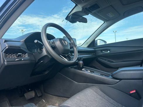 Used 2025 Honda Accord SE image 23
