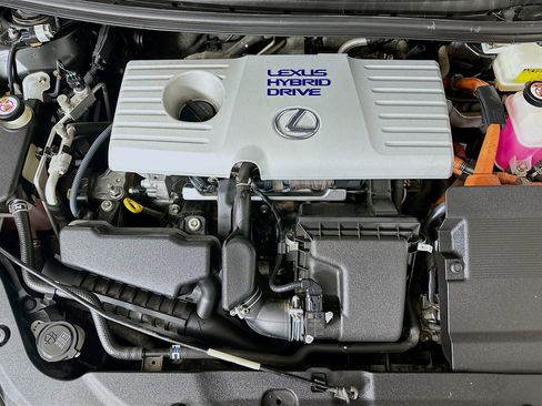 Used 2017 Lexus CT 200h w/ Seat Comfort Package image 31