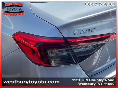 Used 2023 Honda Civic Sport image 7