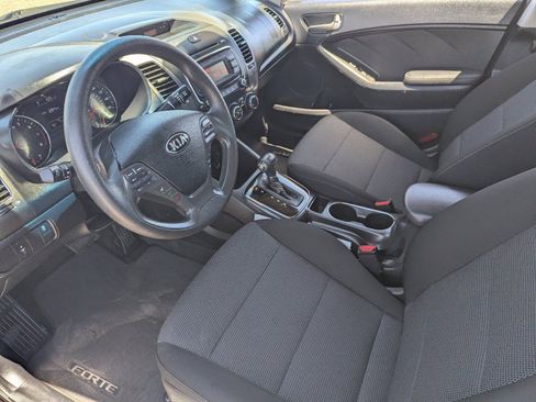 Used 2018 Kia Forte LX FWD image 18