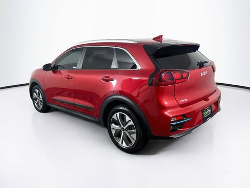 Used 2022 Kia Niro EX FWD image 5