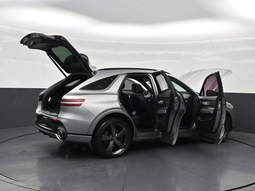 Used 2023 Genesis GV70 2.5T w/ Sport Prestige Package AWD/4WD image 31