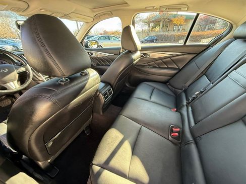 Used 2015 INFINITI Q50 Premium w/ Navigation Package image 28