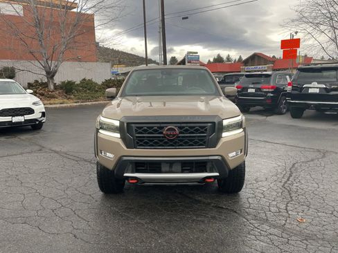 Used 2023 Nissan Frontier PRO-4X w/ Pro Convenience Package image 10