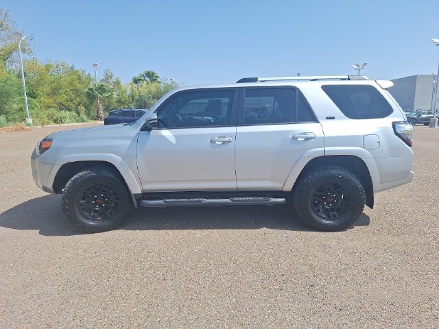 Used 2024 Toyota 4Runner SR5 Premium w/ Moonroof Package AWD/4WD image 4