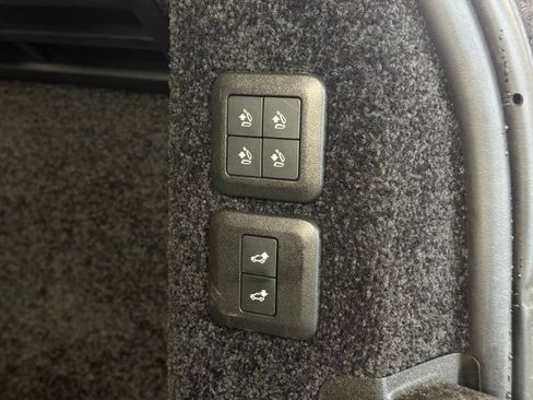 Used 2018 Land Rover Range Rover HSE AWD/4WD image 19