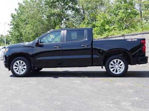 Certified 2024 Chevrolet Silverado 1500 Custom AWD/4WD image 3