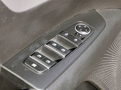Used 2023 Kia Forte LXS FWD image 22