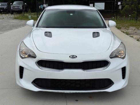 Used 2019 Kia Stinger RWD image 6