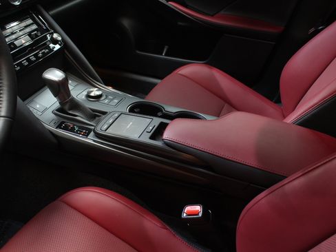 Used 2024 Lexus IS 350 F Sport RWD image 37
