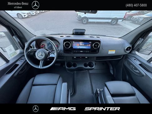 New 2025 Mercedes-Benz Sprinter 2500 image 12