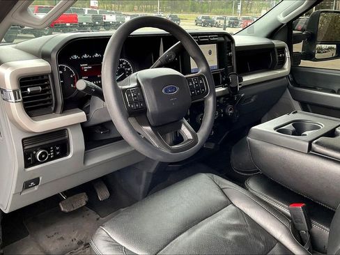 Used 2023 Ford F250 XL w/ STX Appearance Package image 13