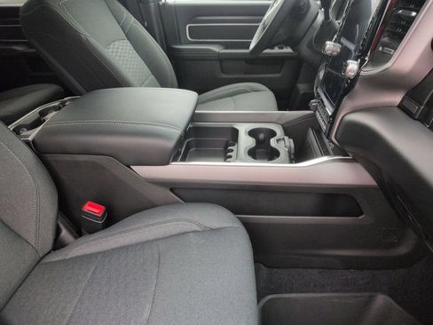 New 2026 RAM 3500 Big Horn AWD/4WD image 33