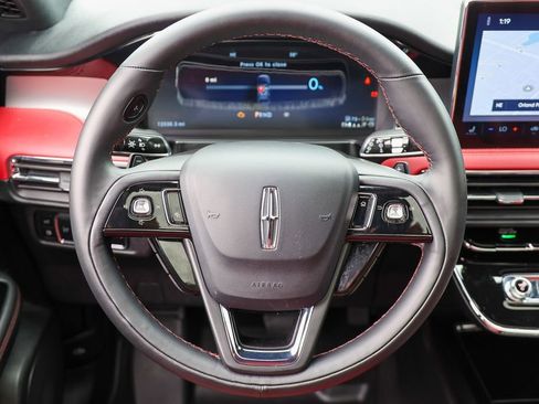Certified 2024 Lincoln Corsair Grand Touring AWD/4WD image 8