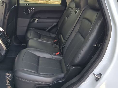 Used 2018 Land Rover Range Rover Sport HSE image 20