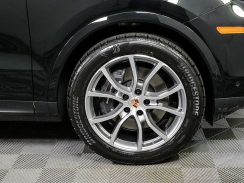 New 2026 Porsche Cayenne image 43